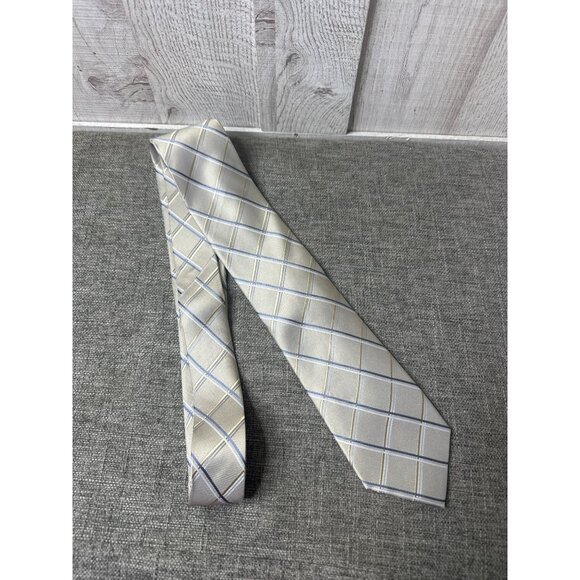 Claiborne Mens Beige & Blue Plaid 100% Silk Neck Tie Formal Suit Work - Picture 1 of 5